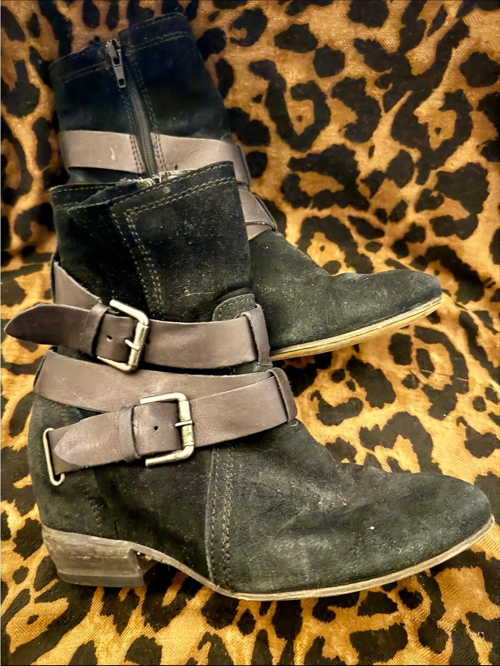 ALDO Black Suede Moto Ankle Boots - Double Buckle Strap Booties size 39 / 8.5